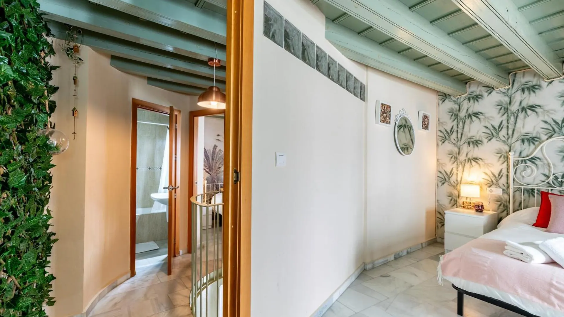 Edomus San Jacinto Apartman Sevilla